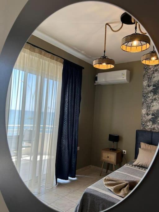 Marina'S Boutique Apartment อเล็กซานโดรโพลิส ภายนอก รูปภาพ